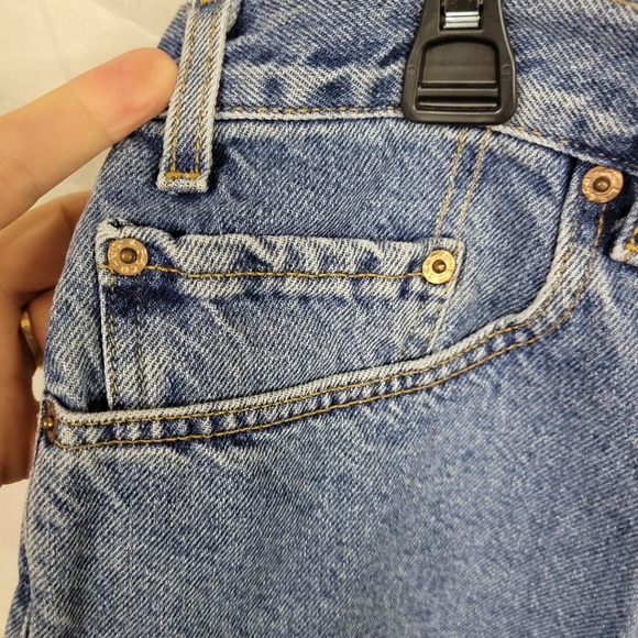 Levi Strauss & Co 550 Relaxed Fit 40 - Picture 2 of 5